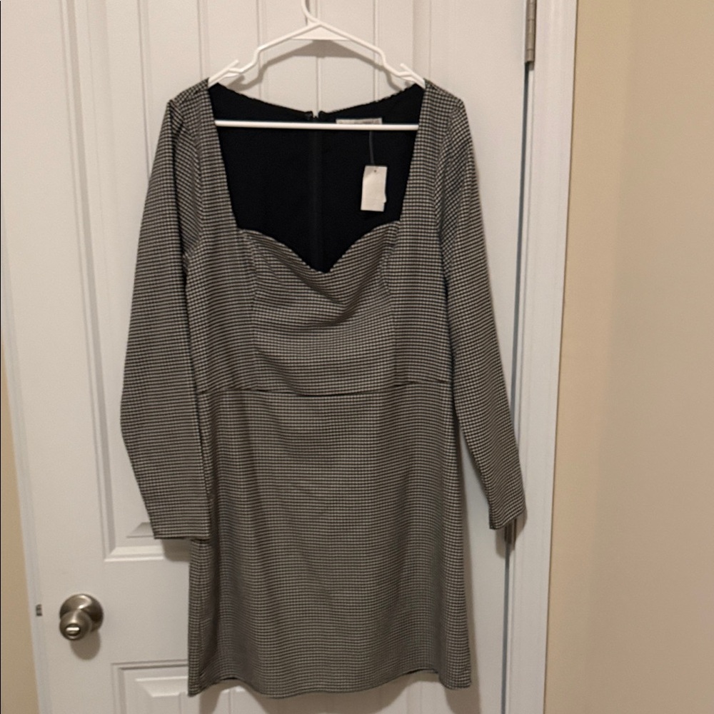 Abercrombie & Fitch Sweetheart Top Elegant Black and White‎ Houndstooth Dress
